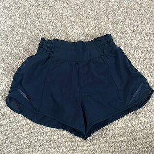 Women’s Lululemon Hotty Hot High Rise Shorts 2.5” (Navy, size 0)